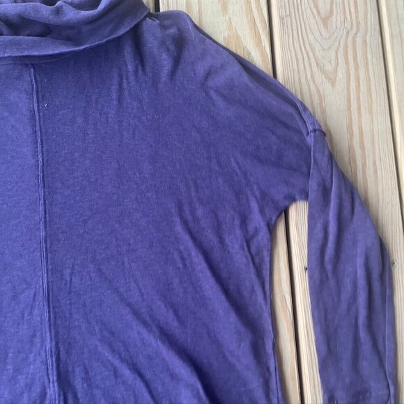 ** 500 Maison Cinqcent Slub Cotton Raw Hem Turtleneck Purple Medium - Picture 5 of 10